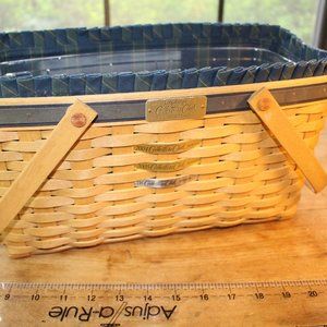 2003 Longaberger Collectors Club Membership Basket